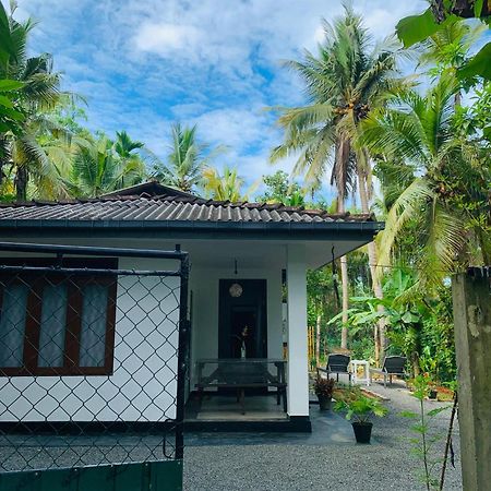 White Heaven Villa 乌纳瓦图纳 外观 照片
