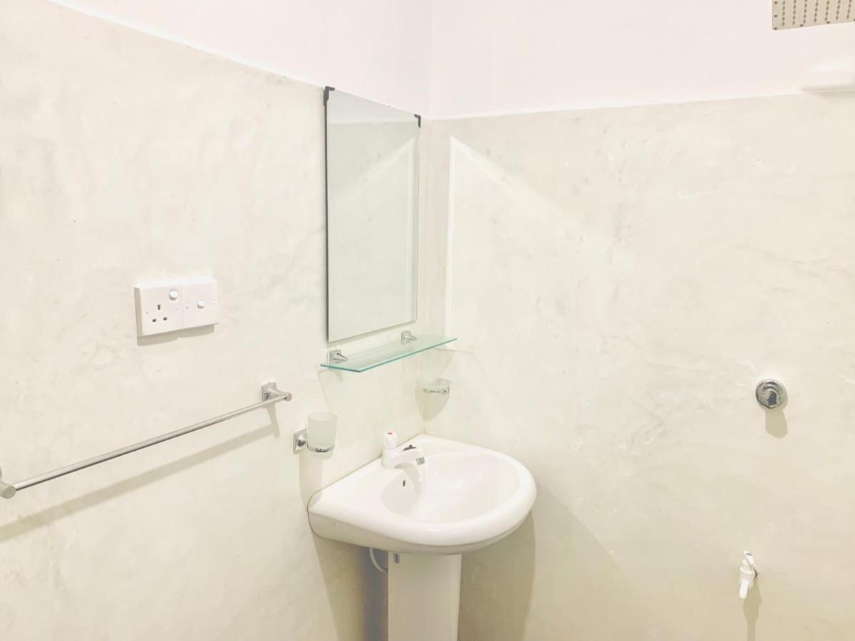 White Heaven Villa 乌纳瓦图纳 外观 照片